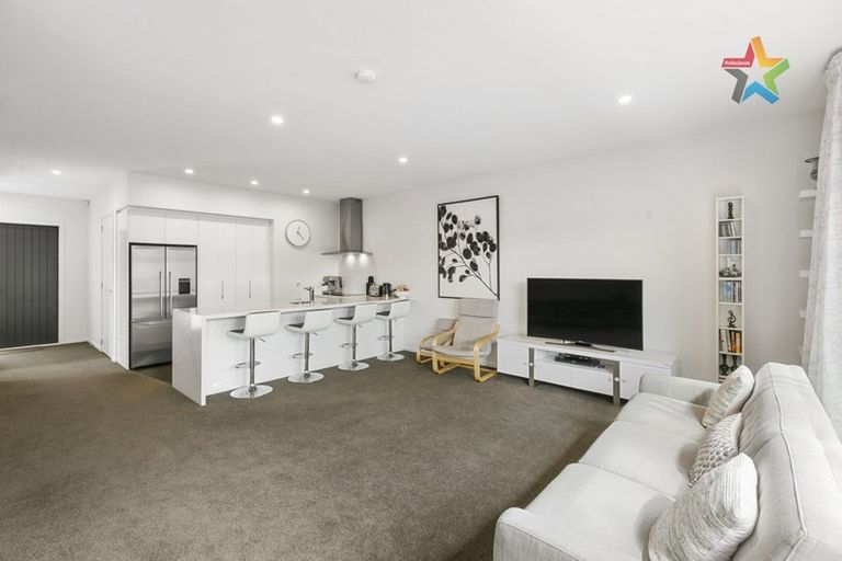 Photo of property in 15 Glen Evans Crescent, Fairfield, Lower Hutt, 5011