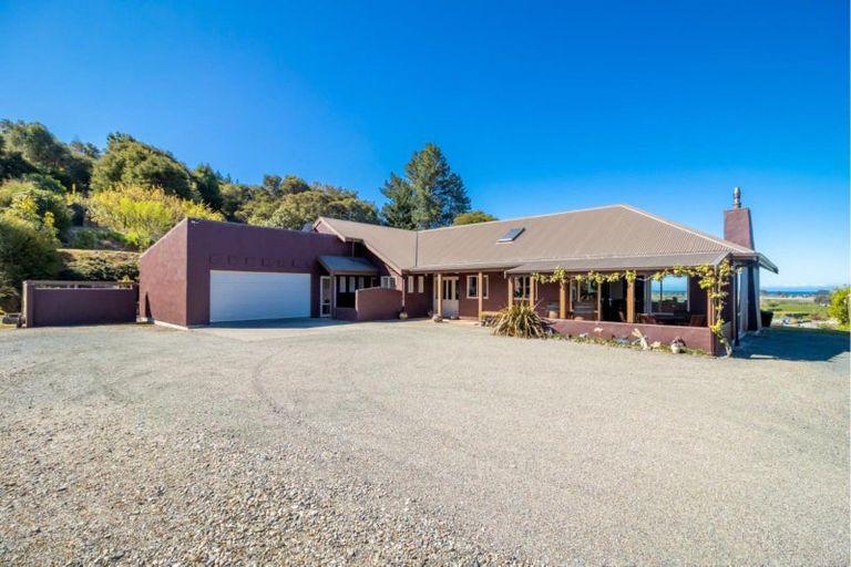 Photo of property in 232 Umukuri Road, Brooklyn, Motueka, 7198