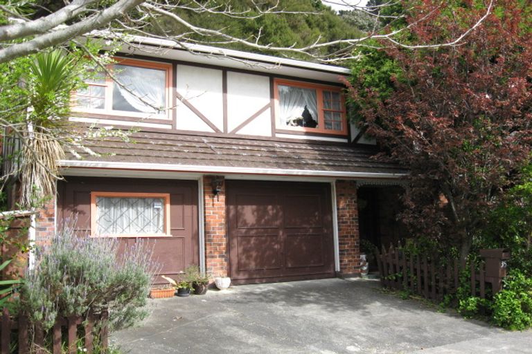 Photo of property in 35 Cleary Street, Waterloo, Lower Hutt, 5011