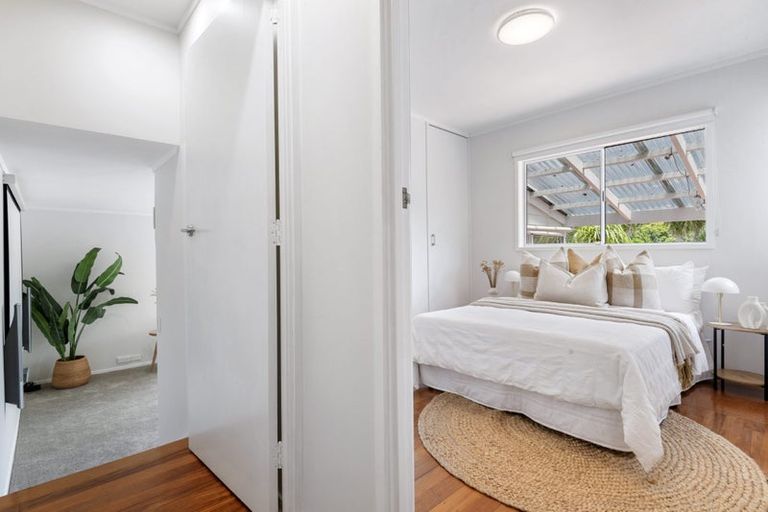 Photo of property in 7 Charmaine Road, Torbay, Auckland, 0630