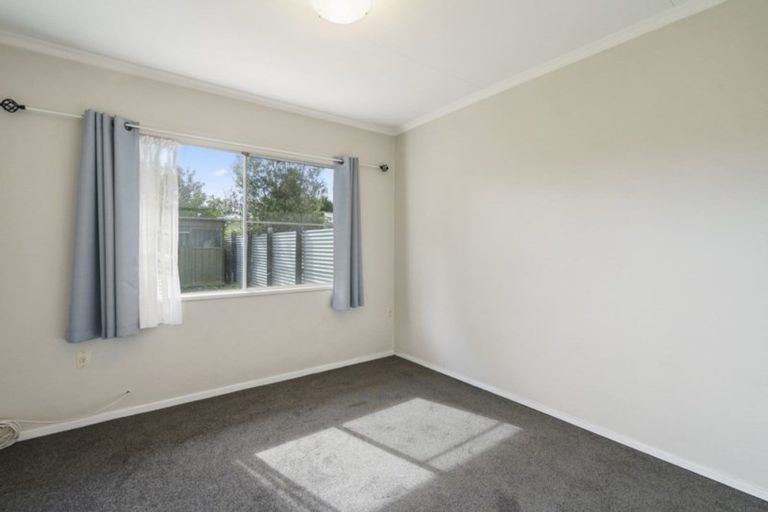 Photo of property in 11 Slacks Road, Awapuni, Palmerston North, 4412