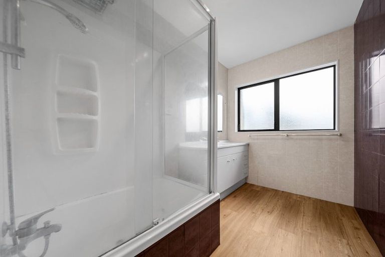 Photo of property in 20b Airfield Road, Takanini, 2112