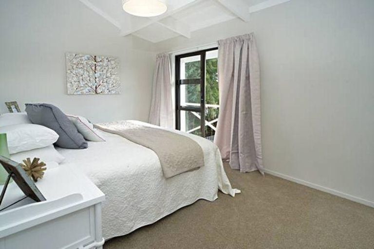 Photo of property in 10b Eden Street, Mangere East, Auckland, 2024