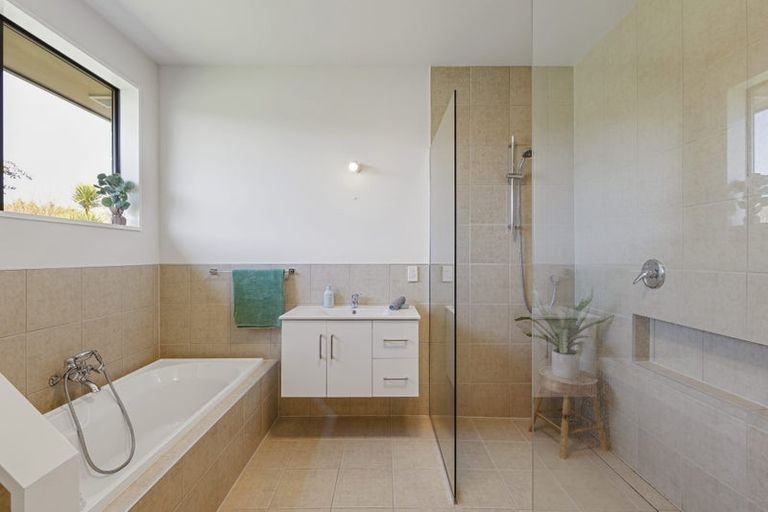 Photo of property in 120 Glews Road, Cust, Rangiora, 7471