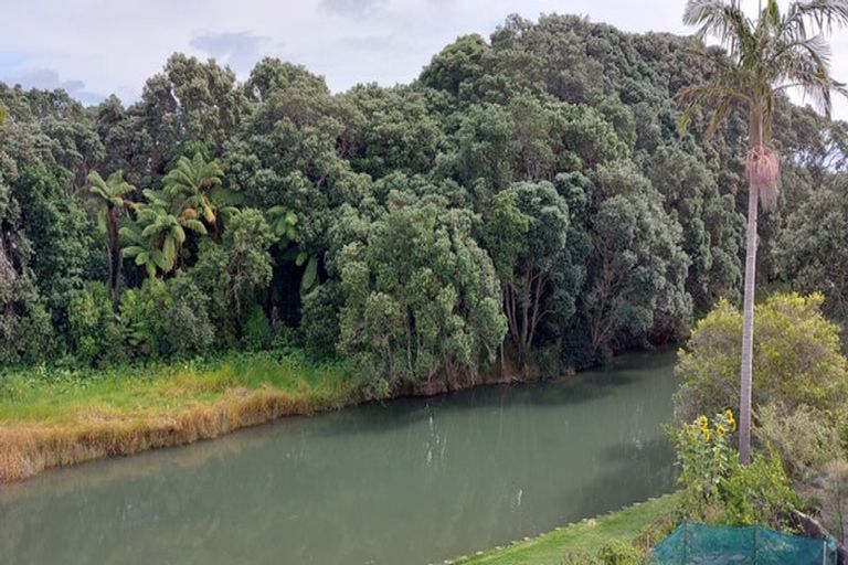 Photo of property in 46 Roretana Drive, Athenree, Katikati, 3177