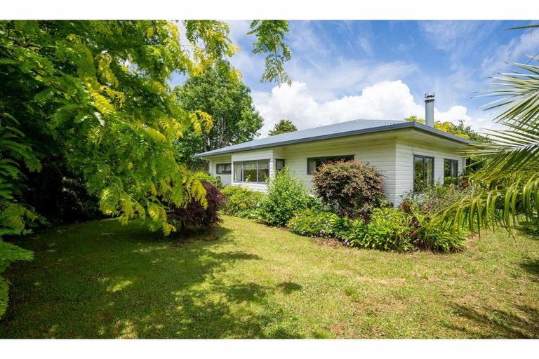 Photo of property in 8 James Kemp Place, Kerikeri, 0230