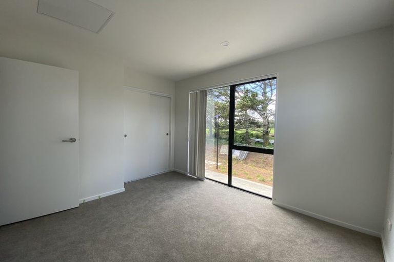 Photo of property in 2 Whai Hua Lane, Mangere Bridge, Auckland, 2022