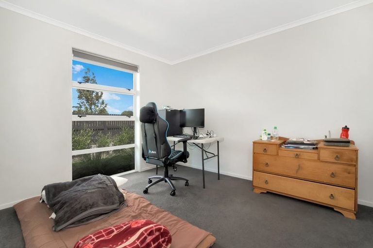 Photo of property in 16 Empire Crescent, Papamoa, 3118