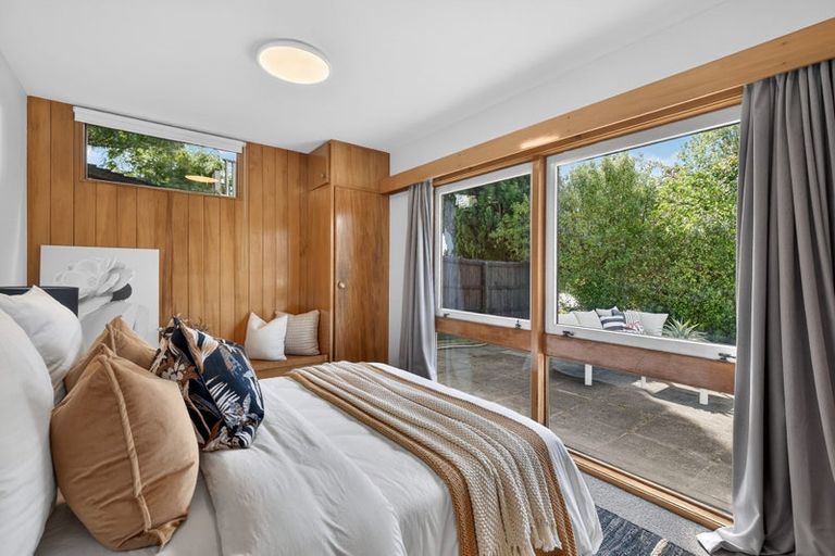 Photo of property in 1 Dyers Pass Road, Cashmere, Christchurch, 8022