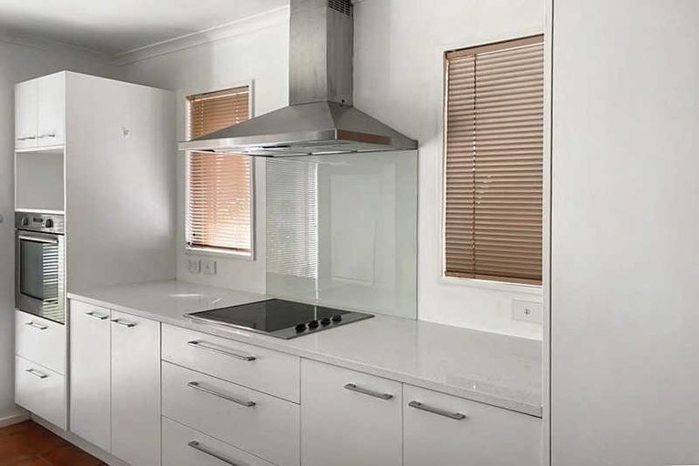 Photo of property in 28 John Campbell Crescent, Hillmorton, Christchurch, 8024