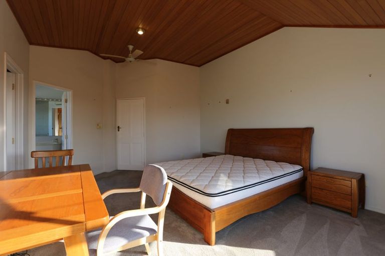 Photo of property in 74 Ardern Avenue, Stanmore Bay, Whangaparaoa, 0932