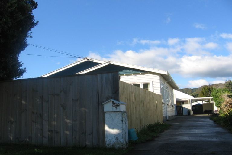 Photo of property in 7a Vincent Street, Waterloo, Lower Hutt, 5011