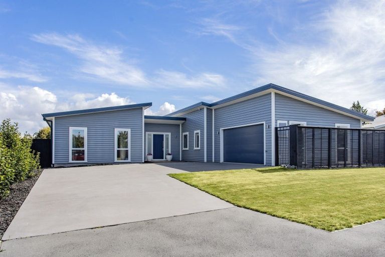 Photo of property in 29 Wineberry Avenue, Amberley, 7410