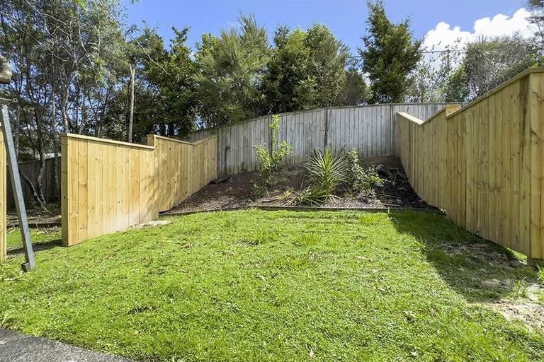 Photo of property in 12/548 Albany Highway, Albany, Auckland, 0632