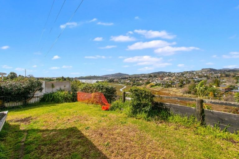 Photo of property in 76 Hammond Street, Hairini, Tauranga, 3112