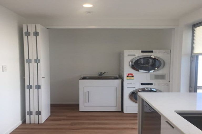 Photo of property in 4/33 Darvel Street, Riccarton, Christchurch, 8011