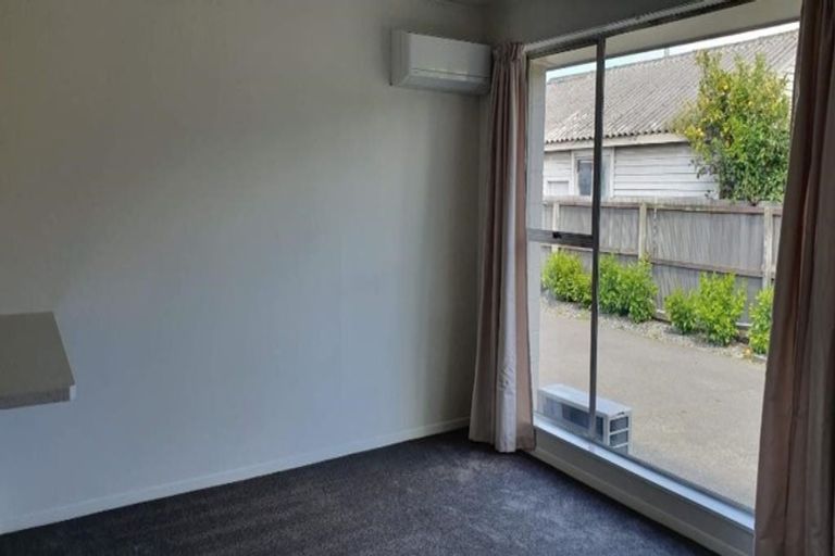 Photo of property in 2/374 Blenheim Road, Upper Riccarton, Christchurch, 8041
