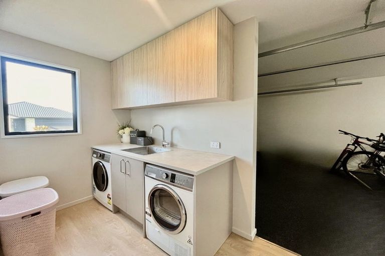 Photo of property in 9 Coney Place, Rolleston, 7614