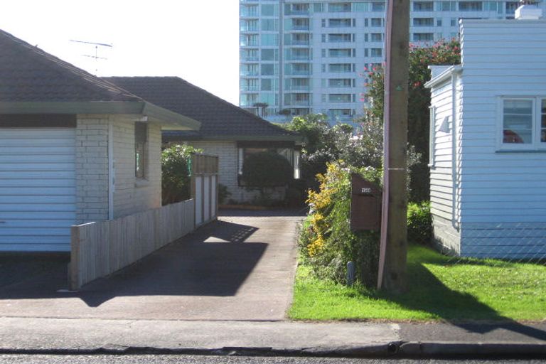 Photo of property in 15a Riverside Road, Orewa, 0931