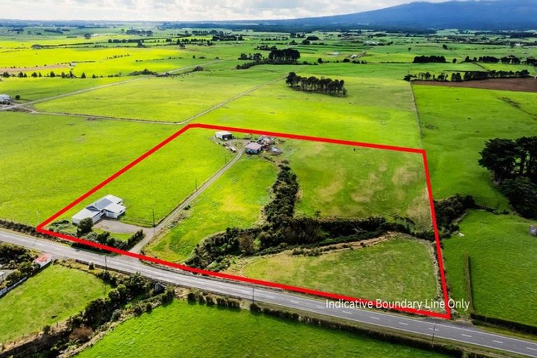 Photo of property in 2288 Eltham Road, Awatuna, Hawera, 4679