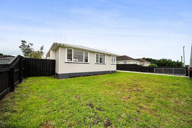 Photo of property in 22 Elizabeth Street, Patea, 4520