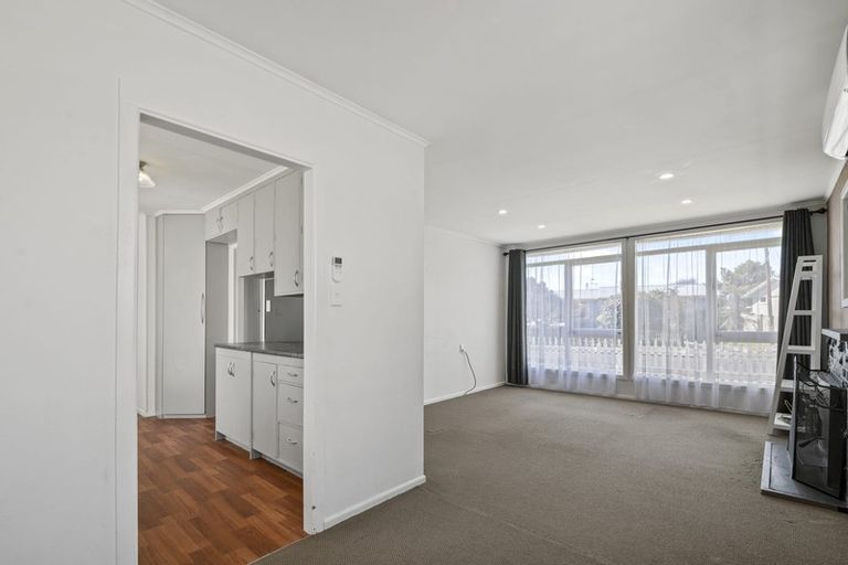 Photo of property in 8 Kahu Street, Utuhina, Rotorua, 3015