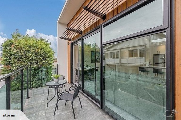 Photo of property in 4/2 Matatua Road, Raumati Beach, Paraparaumu, 5032