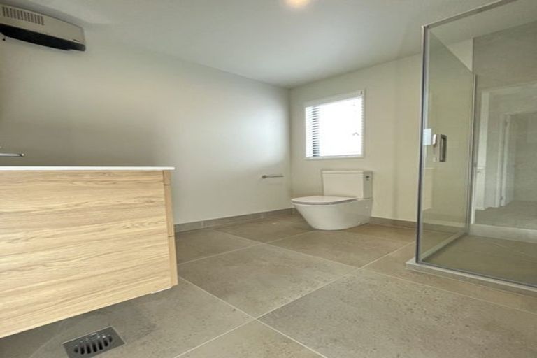 Photo of property in 1/43 Churton Crescent, Taita, Lower Hutt, 5011