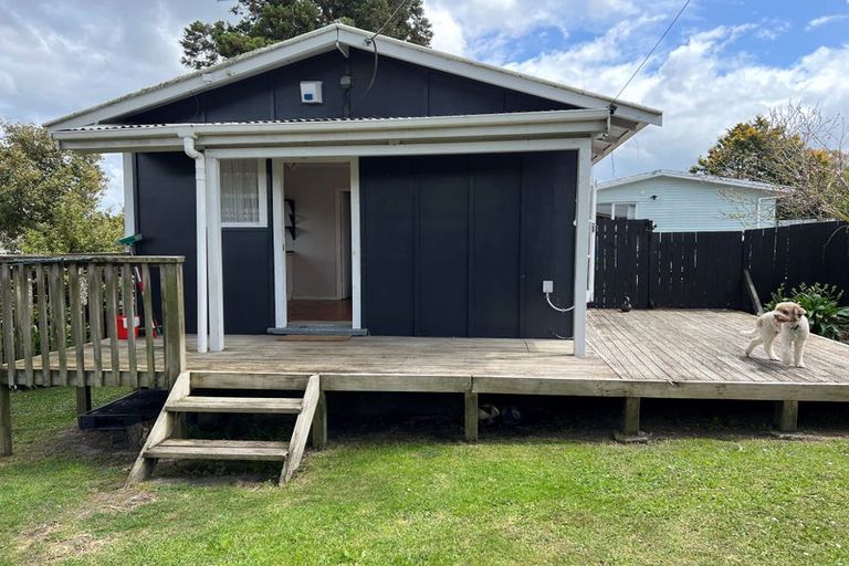 Photo of property in 377a Triangle Road, Henderson, Auckland, 0610