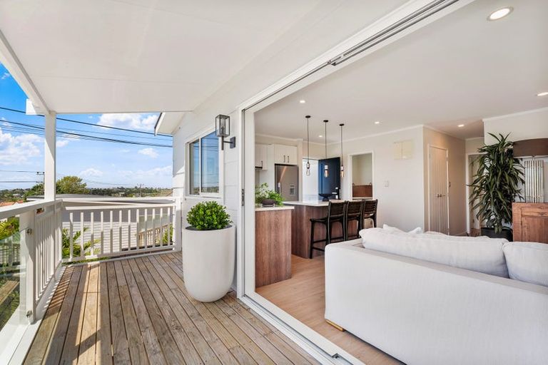 Photo of property in 43b Brightside Road, Stanmore Bay, Whangaparaoa, 0932