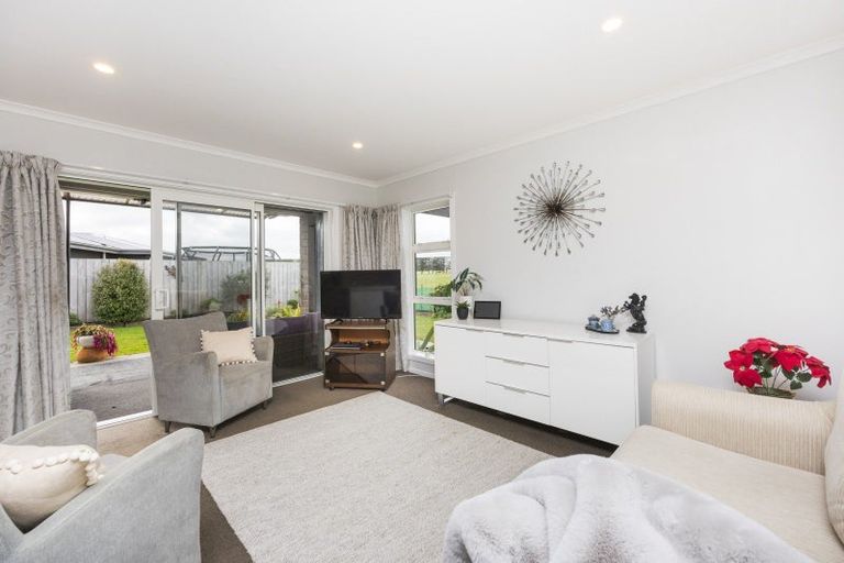 Photo of property in 18 Accolade Street, Maewa, Feilding, 4702