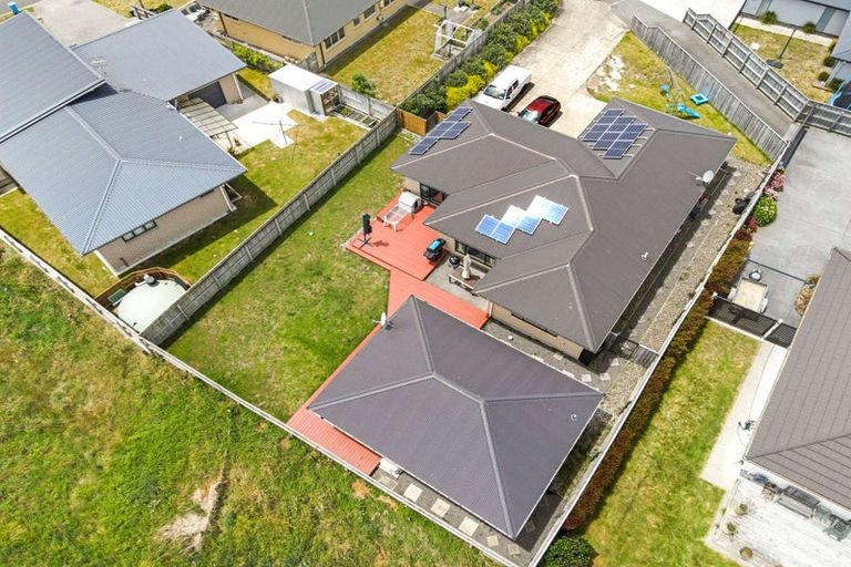 Photo of property in 21 Story Street, Foxton Beach, Foxton, 4815