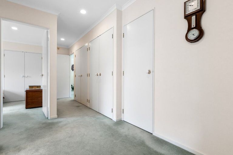 Photo of property in 23 Knightsbridge Place, Bethlehem, Tauranga, 3110