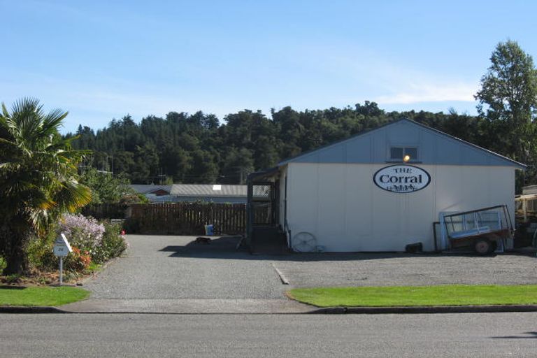 Photo of property in 28 Peel Street, Geraldine, 7930