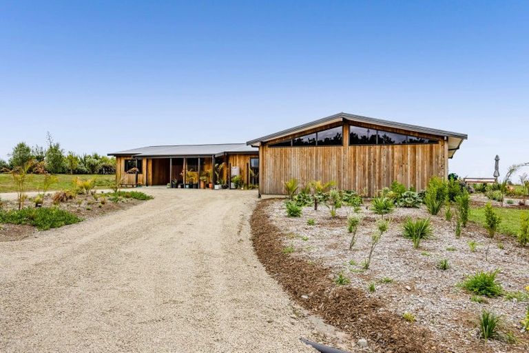 Photo of property in 27 Wilson Road, Urenui, 4375