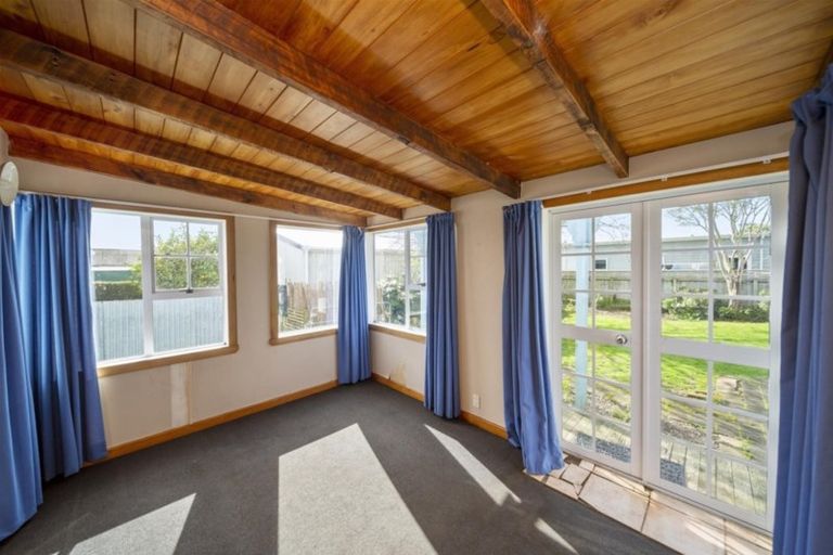 Photo of property in 160 Waihi Road, Hawera, 4610