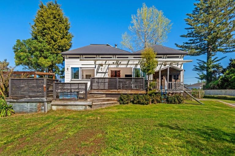 Photo of property in 313 Whitaker Street, Whataupoko, Gisborne, 4010