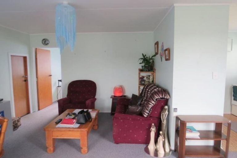 Photo of property in 3 Desmond Place, Bell Block, New Plymouth, 4312