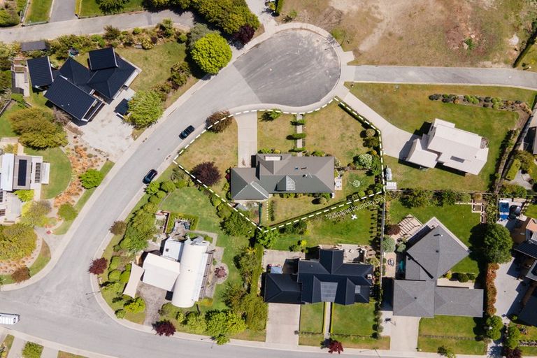 Photo of property in 4 Baker Grove, Wanaka, 9305