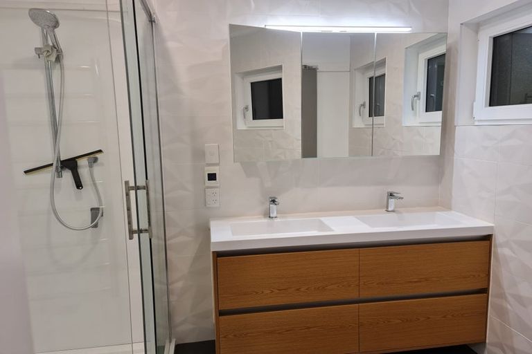 Photo of property in 9 Govind Grove, Ngaio, Wellington, 6035