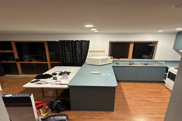 Photo of property in 292a Mitchell Street, Brooklyn, Wellington, 6021