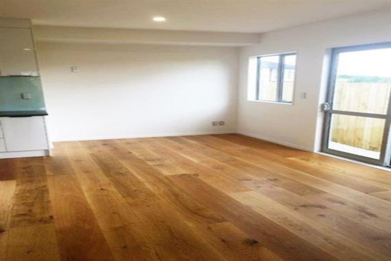 Photo of property in 10 Tinaku Road, Flat Bush, Auckland, 2019