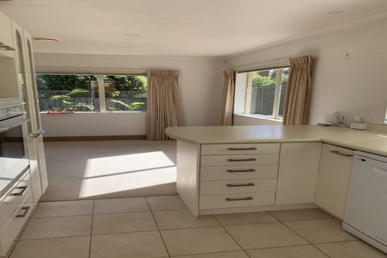 Photo of property in 86b Ladies Mile, Manly, Whangaparaoa, 0930