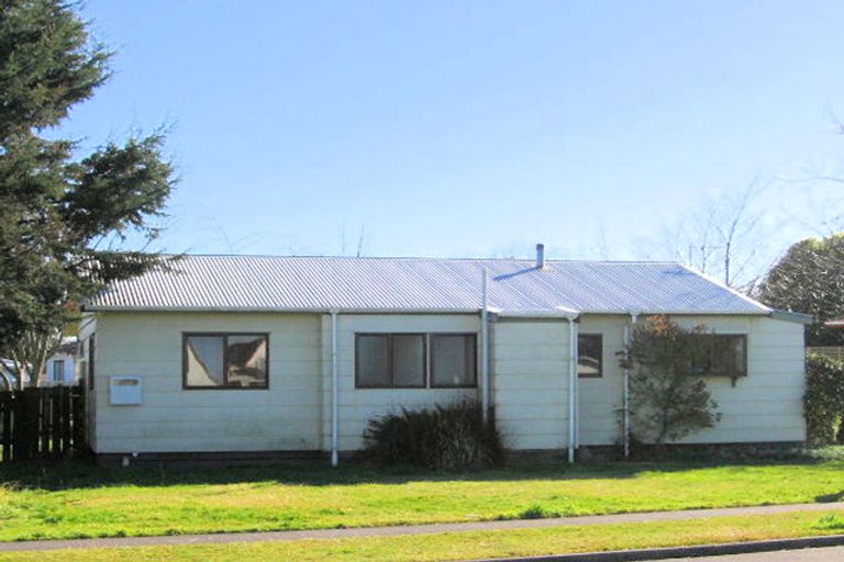 Photo of property in 58 Sunnyside Road, Nawton, Hamilton, 3200