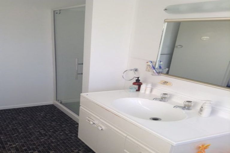 Photo of property in 38 Frank Wilson Terrace, Welbourn, New Plymouth, 4312