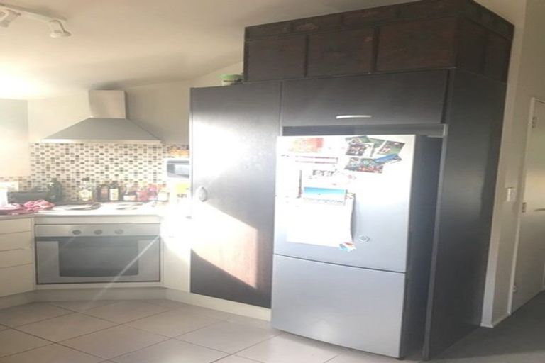 Photo of property in 100e Karepa Street, Brooklyn, Wellington, 6021