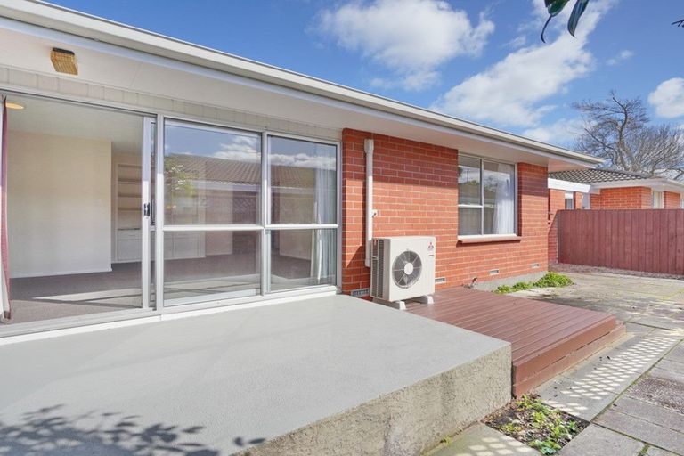 Photo of property in 1/3 Karnak Crescent, Russley, Christchurch, 8042