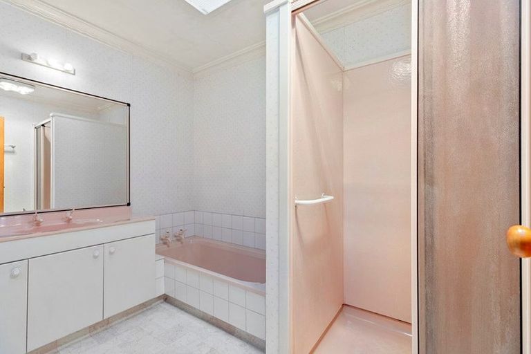 Photo of property in 2/14 Twelfth Avenue, Tauranga South, Tauranga, 3112