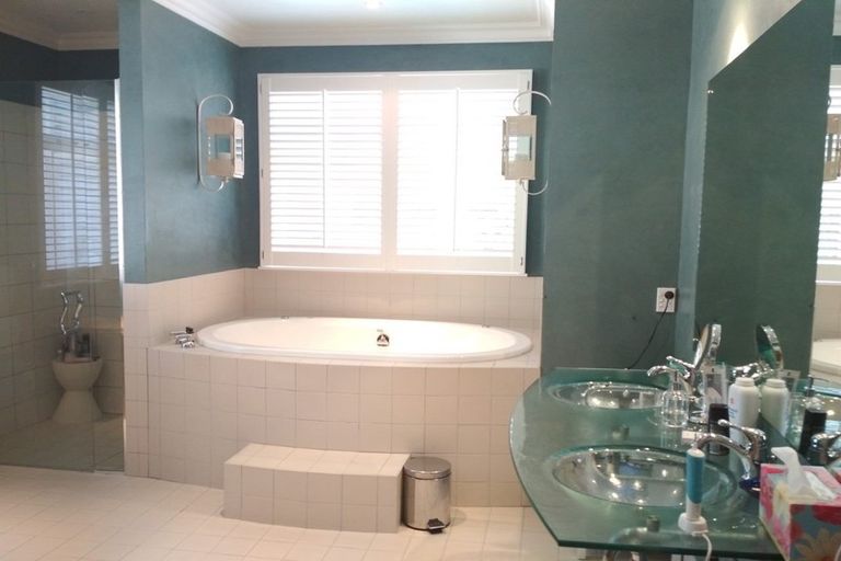 Photo of property in 30 Melksham Drive, Churton Park, Wellington, 6037