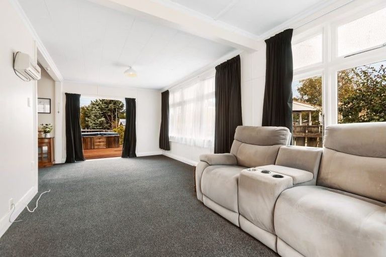 Photo of property in 18 Bute Street, Ranfurly, 9332